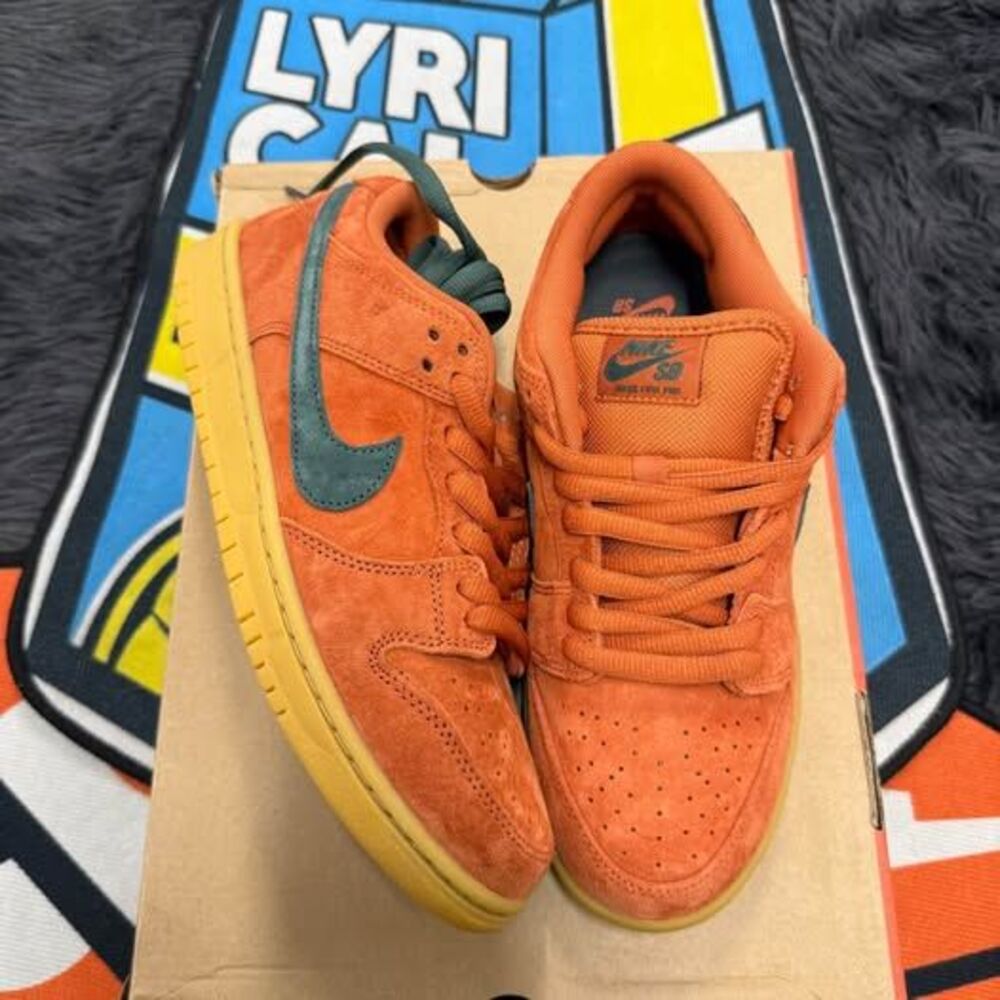 Nike SB Dunk Low Burnt Sunrise Size 8.5M